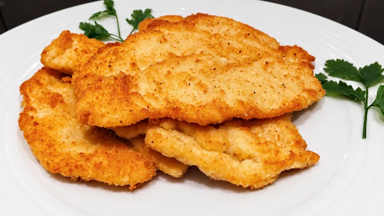 Suprema de pollo, milanesa,
