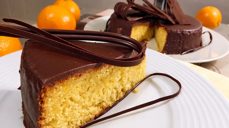 Tarta de naranja y chocolate,