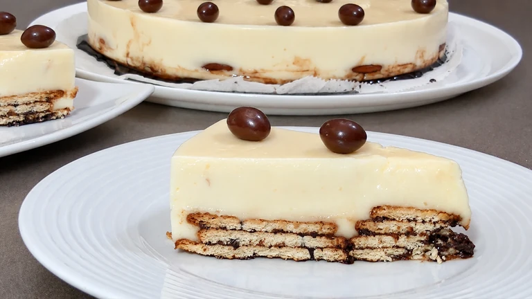 Tarta Bavaroise de chocolate blanco,