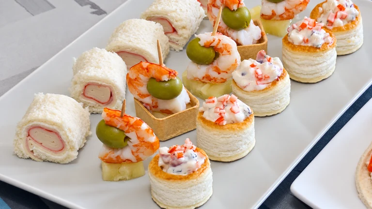 Canapés variados ,