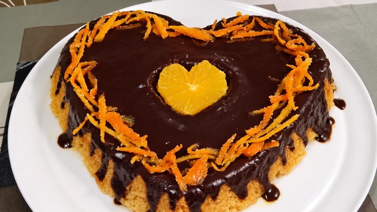 Tarta de almendra, naranja,