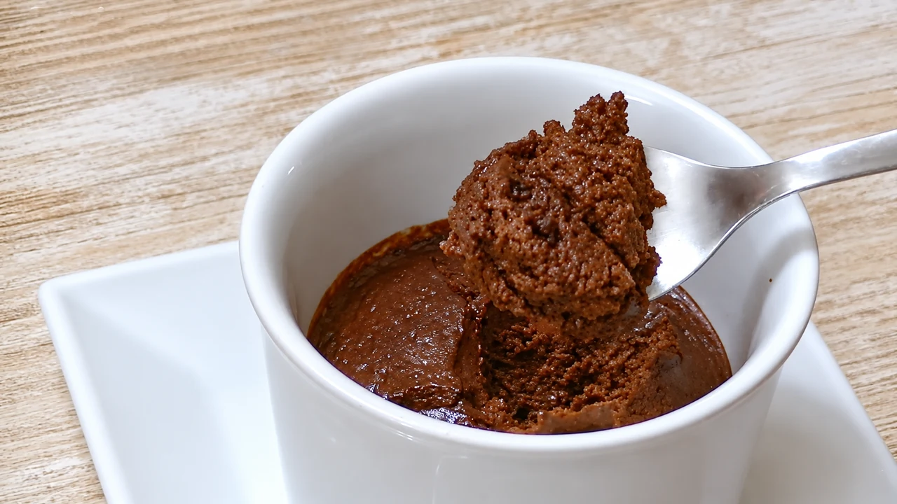 Pastel de chocolate y platano, bizcocho de chocolate,