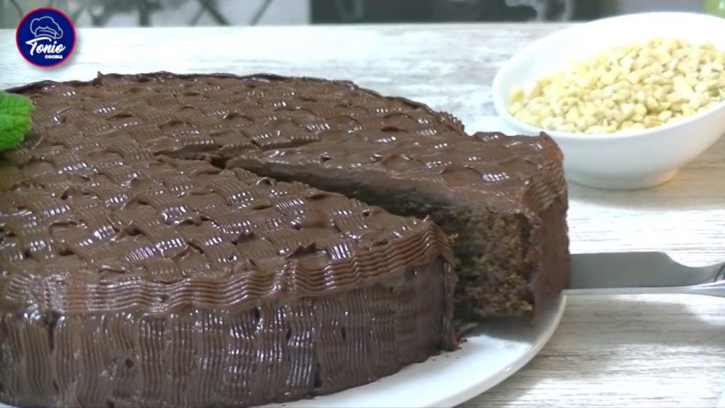Tarta de chocolate y almendra,